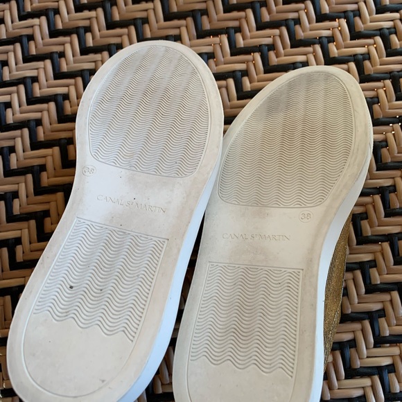 Sneaker!  Sporty metallic sneaker by Canal St Martin. - Picture 3 of 5